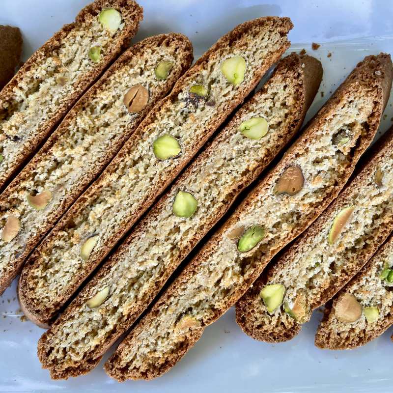 chai-pistachio-biscotti